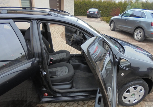 Skoda Fabia cena 5500 przebieg: 234000, rok produkcji 2006 z Mogilno małe 497